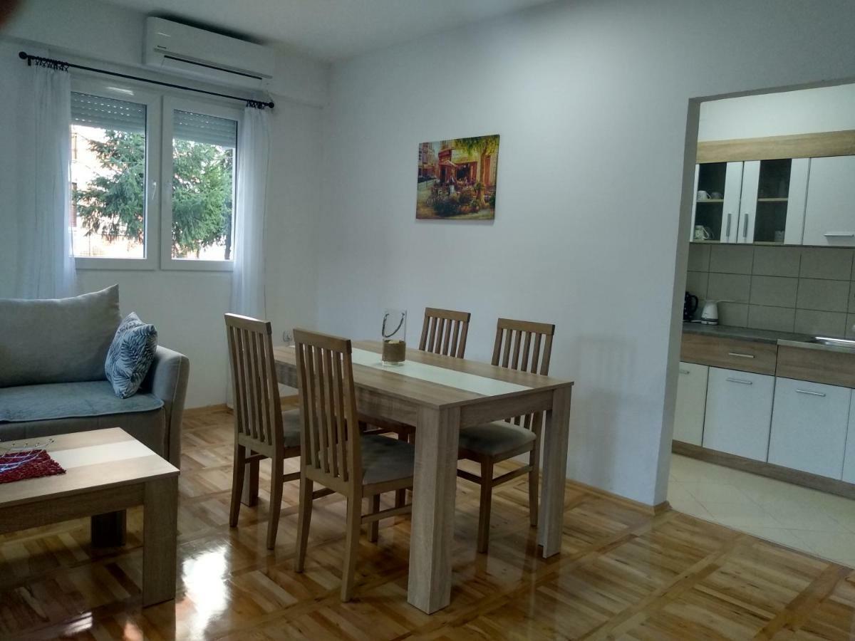 Tea Apartment คูมาโนโว ภายนอก รูปภาพ