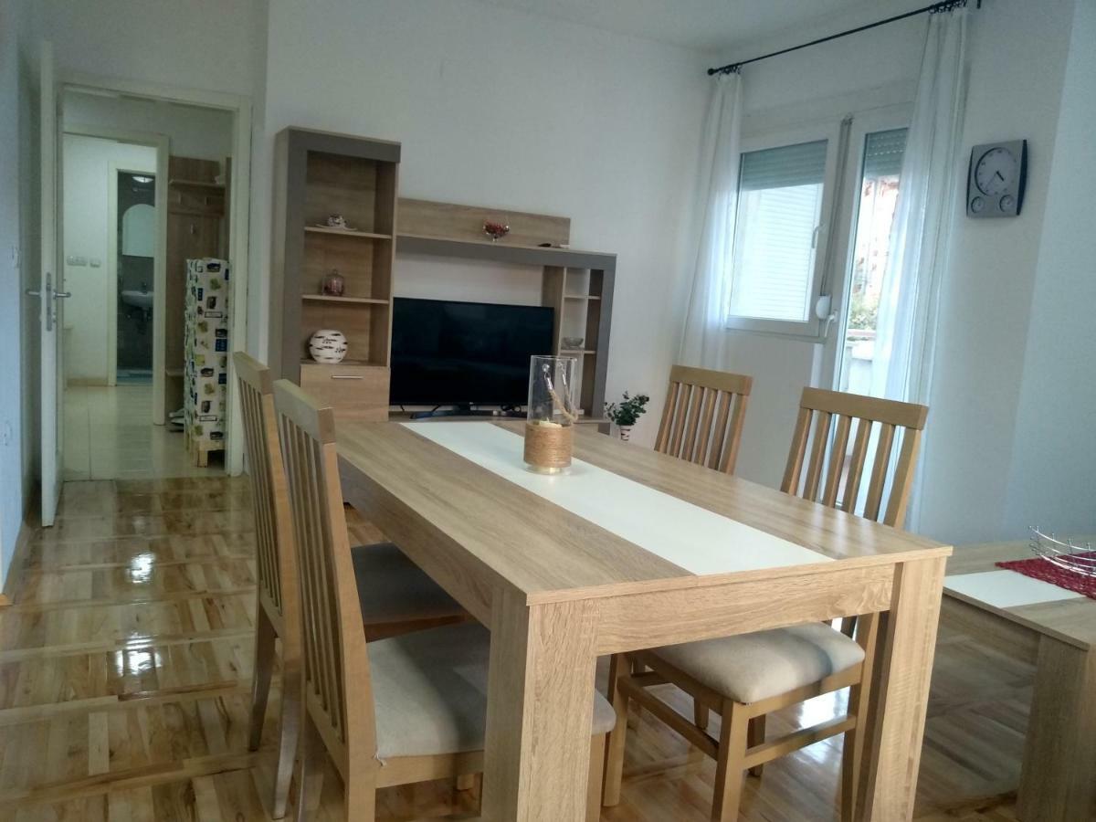 Tea Apartment คูมาโนโว ภายนอก รูปภาพ