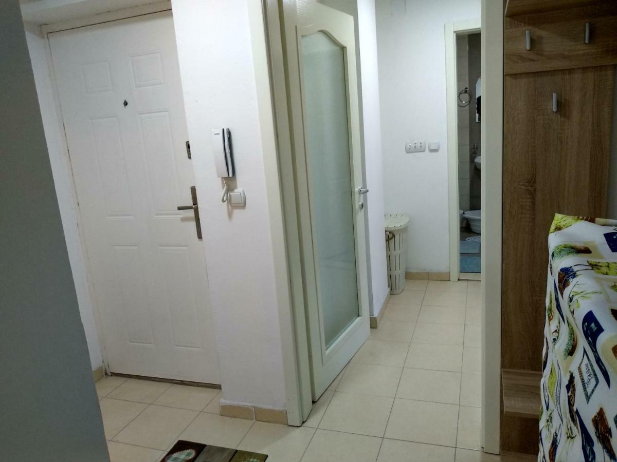 Tea Apartment คูมาโนโว ภายนอก รูปภาพ